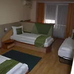 Hotel Zimbru 2*